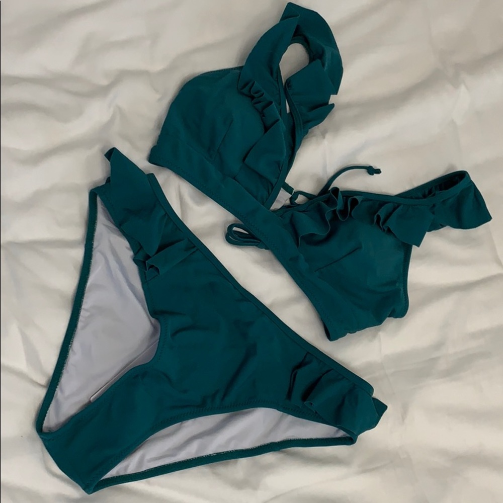 New with Tags Cupshe Lace Up Bikini